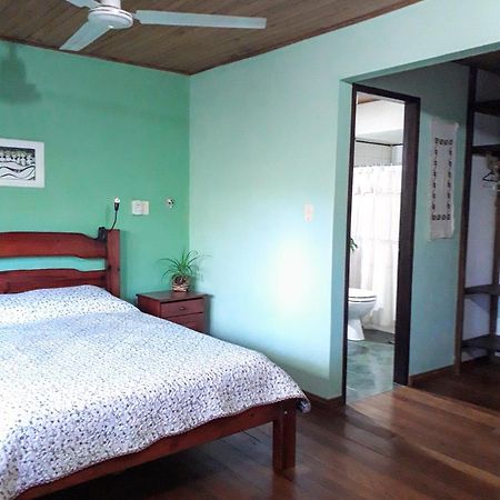 Jardin De Naipi Appartement Puerto Iguazú Kamer foto